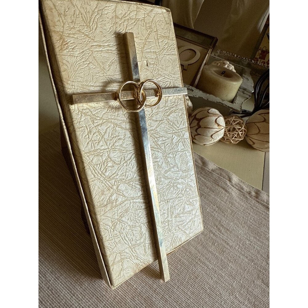 Vintage Wedding Cross With Interlocking Rings Union Marriage Keepsake
